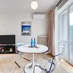Cinnamon By Oneapartments Апартаменти
