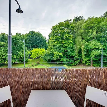 Апартаменти Cinnamon By Oneapartments